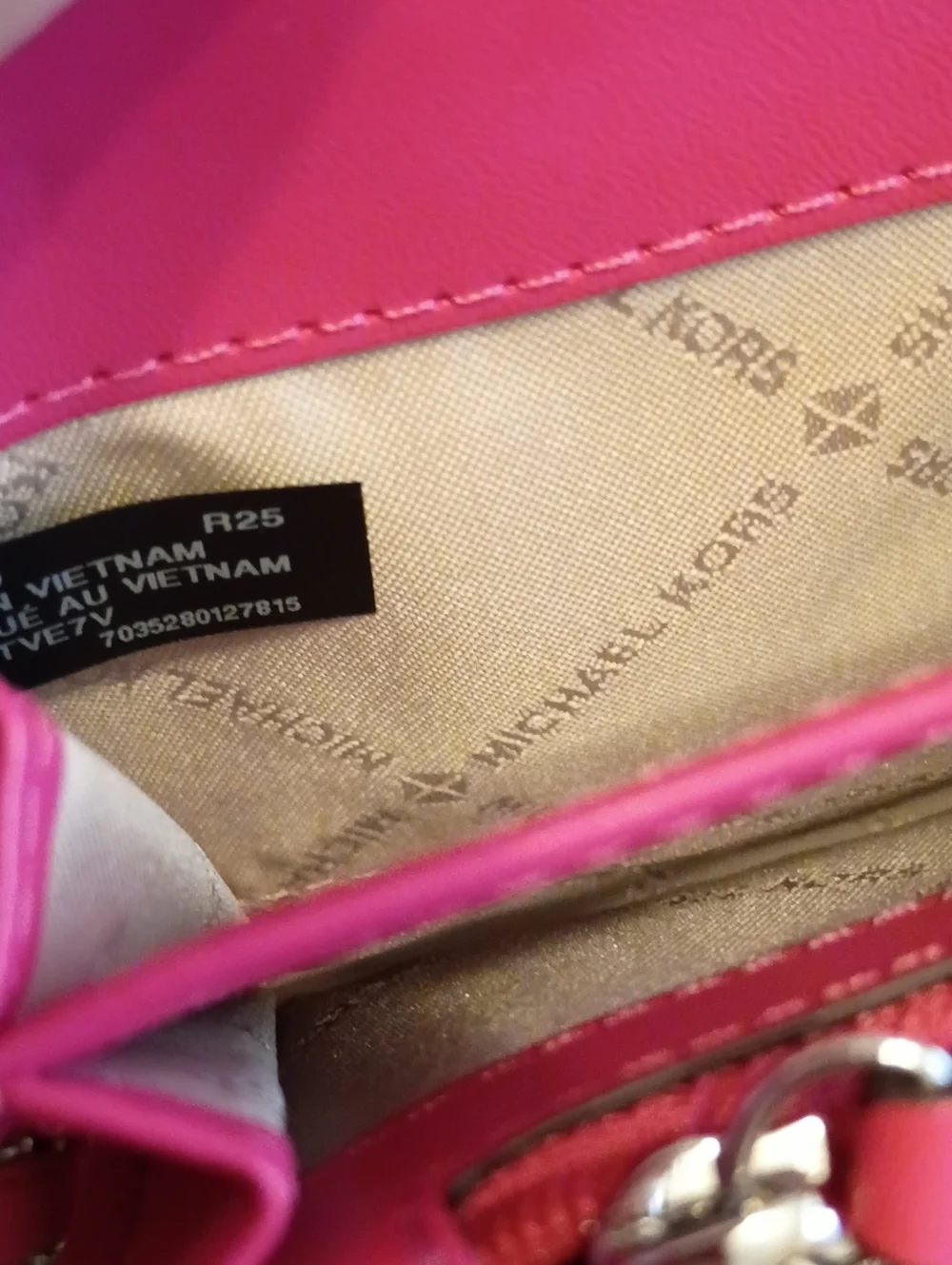 Michael kors large quilted wristlet wallet new